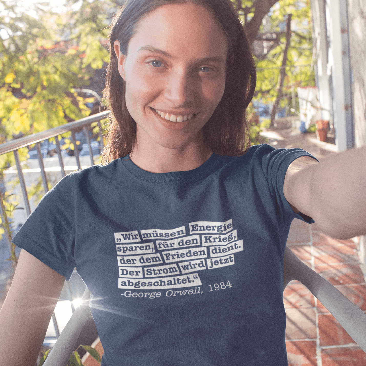 Der Strom wird abgeschaltet – George Orwell - Damenshirt